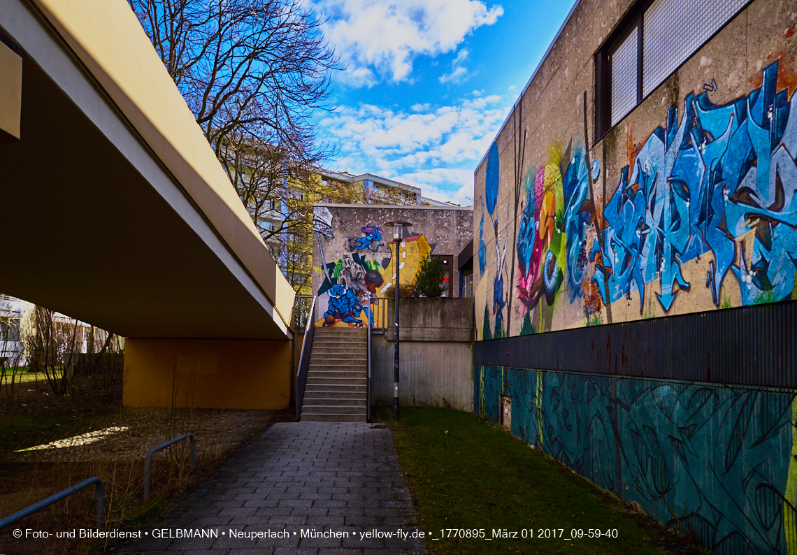 01.03.2017 - die Abrissbaustelle Quiddezentrum in Neuperlach